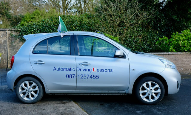 Automatic Driving Lesson Car